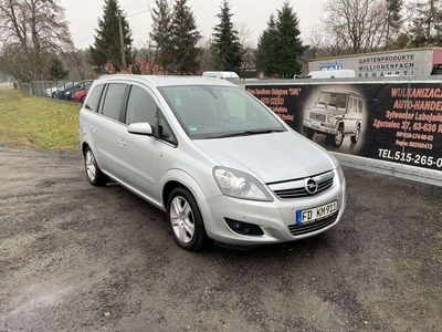 Opel Zafira B 2.2 DIRECT ECOTEC 150KM 2008