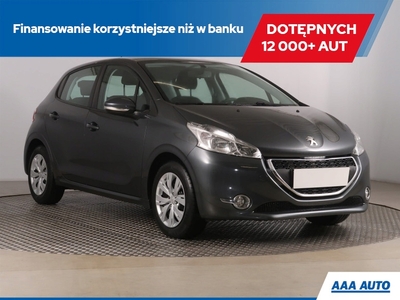 Peugeot 208 I Hatchback 5d Facelifting 1.2 PureTech 82KM 2015