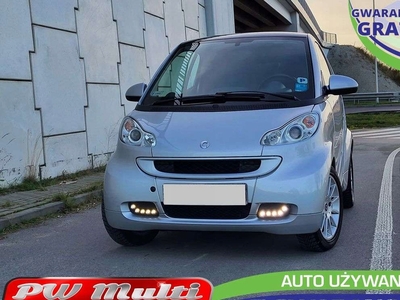 Smart Fortwo II Cabrio Facelifting 1.0 mhd 71KM 2012