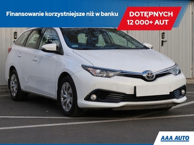 Toyota Auris II Touring Sports Facelifting 1.6 Valvematic 132KM 2016