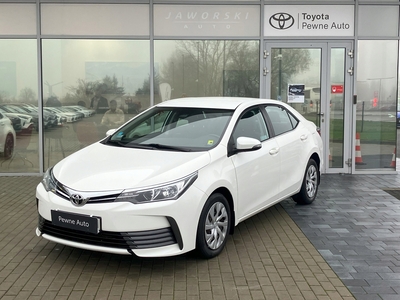 Toyota Corolla XI Sedan Facelifting 1,4 D-4D 90KM 2018