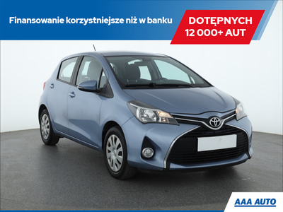 Toyota Yaris III Hatchback 5d Facelifting 1.33 Dual VVT-i 99KM 2014