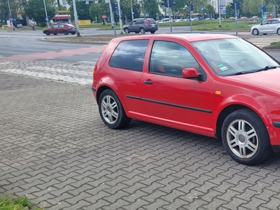 Volkswagen Golf IV Hatchback 1.4 16V 75KM 1998