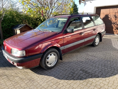 Volkswagen Passat B3 Kombi 2.0 115KM 1992