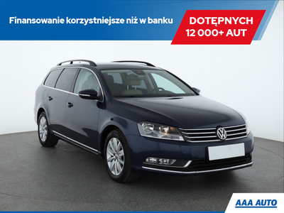 Volkswagen Passat B7 Variant 2.0 TDI CR DPF BlueMotion 140KM 2014