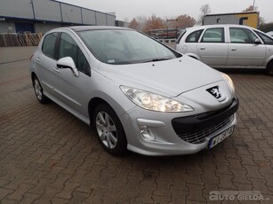 PEUGEOT 308 hatchback