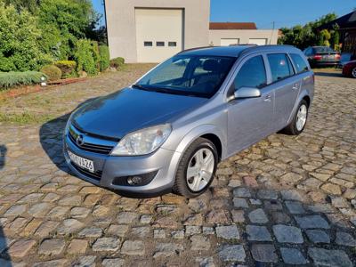 Używane Opel Astra - 11 900 PLN, 187 400 km, 2009
