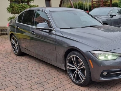 Hybrydowe BMW 330e iPerformance Sport Line Shadow