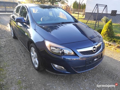 Opel Astra * 2011r * 140000km * 140ps *