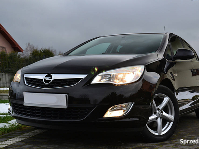 Opel Astra J 1.6 Benzyna Klima Alu Super Stan