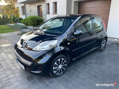 Salonowy Peugeot 107 1.0 Benz tylko 116 tys km klima