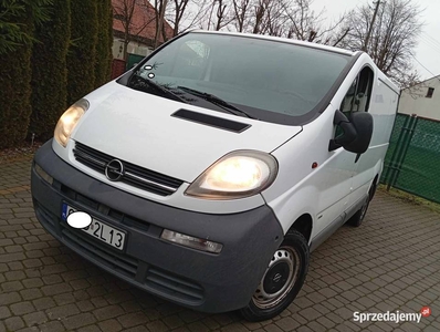 VIVARO / 1, 9 / DIESEL / SPRAWNY / ZAREJESTR /