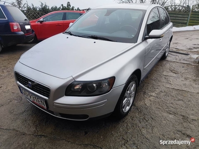 VOLVO S40 2.0 136 KM alu klima LED drugi właściciel prywatni