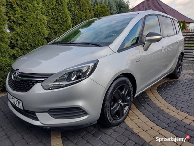 Zafira Lift model 2017r Bardzo ładna 7osobowa!