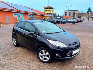 Ford Fiesta MK7 1.4 TDCi Titanium -czarny sprzedam