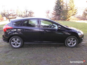 ford focus 2.2013- 1.0b-100km- 117000km-champions edition