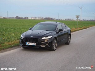 Ford Mondeo MK5 lift 2020 2.0 240 KM Titanium