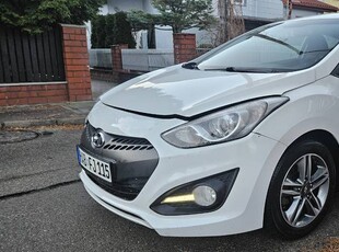 Hyundai i 30 Navi*Kamera*1,6CRDI 136KM