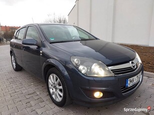 Opel Astra Edition ! 1,8 Benzyna ! 140 KM ! Bi Xenon Skrętny ! Aso ! Pół sk