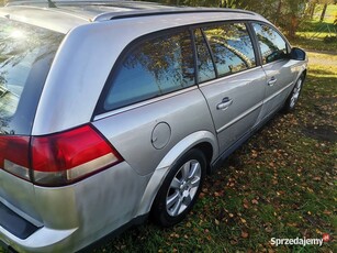 Opel Vectra C kombi 2,2 Diesel 2004r ważne opłaty na rok