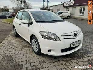 Toyota Auris 1.4 d4d salon PL I (2006-2012)