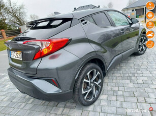 Toyota C-HR 1.8 hybrid style climatronic kamera grzane fotele nowe opony