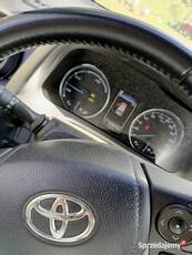 TOYOTA RAV4 Premium Selection 4X2 Kombi VIII 2.5 155KM