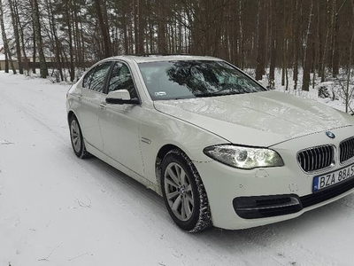 BMW 5 F10 BENZYNA