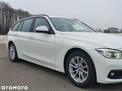 BMW Seria 3 318d Advantage