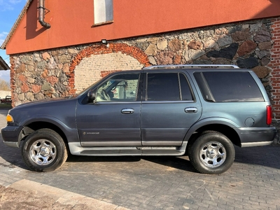 Lincoln Navigator