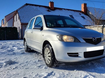 Mazda II 1.2, klima, 4 elektryczne szyby