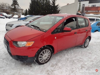 Mitsubishi Colt Lift 1.1 Benzyna 2009 Rok