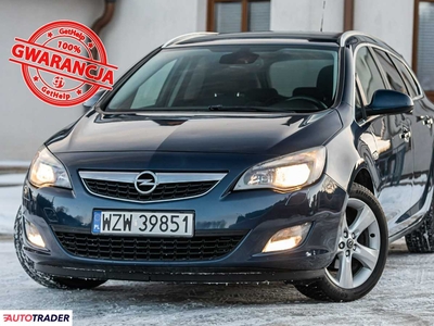 Opel Astra 1.4 benzyna 140 KM 2011r. (Zwoleń)