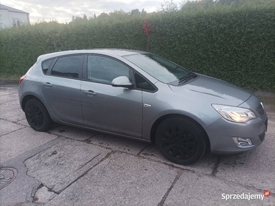 Opel Astra 1,4 Turbo Active