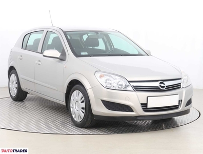 Opel Astra 1.6 113 KM 2008r. (Piaseczno)