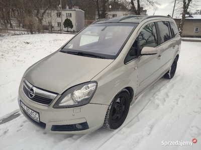 Opel zafira 1.9 CDTI 150KM