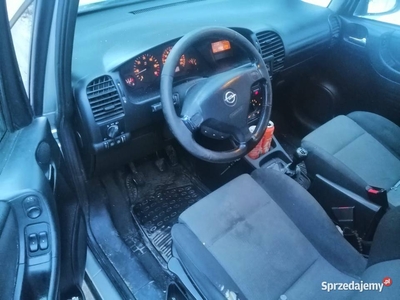 Opel zafira 7 osobowa