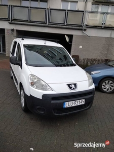 Peugeot partner Maxi 5-osobowy 1.6d.90km 2010r
