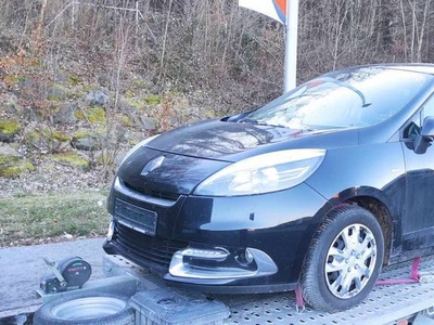 Sprzedam renault 3 bose bogate wyposażenie