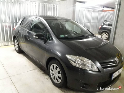 Sprzedam Toyota Auris rok 2011.Jeden właściciel.