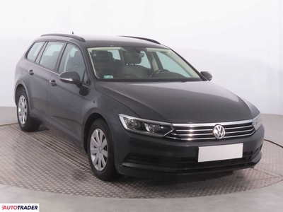 Volkswagen Passat 1.6 118 KM 2015r. (Piaseczno)