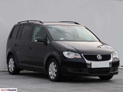 Volkswagen Touran 1.6 100 KM 2008r. (Piaseczno)