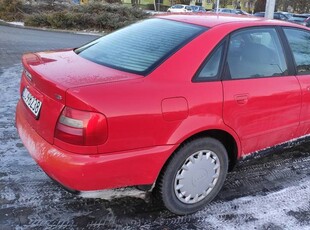 Audi A4 b5 benzyna 1,6