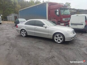 Mercedes w211 e200 kompresor LPG automat 225kkm