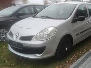 RENAULT CLIO 1.2 BENZYNKA 5 DRZWI Z KLIMATYZACJA