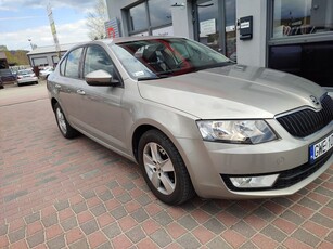 Skoda Octavia III Syndyk sprzeda Skoda Octavia 1.0