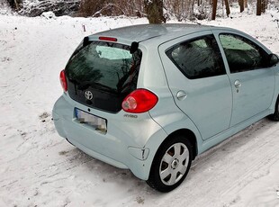 Toyota Aygo 1.0Benzyna, 5-drzwi, Klimatyzacja