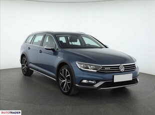 Volkswagen Passat 2.0 187 KM 2017r. (Piaseczno)