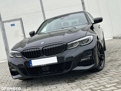 BMW Seria 3 330i xDrive M Sport sport