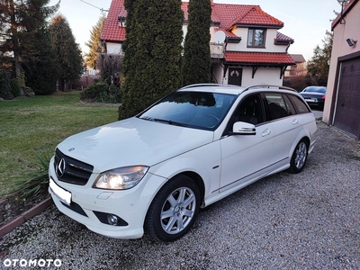 Mercedes-Benz Klasa C 180 T BlueEFFICIENCY Avantgarde